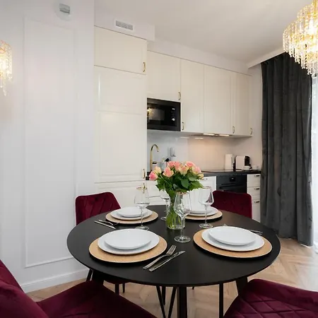 Exclusive Crystal Apartment-2