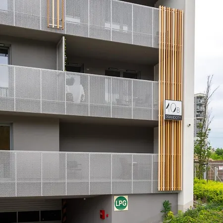 Exclusive Crystal Apartment-3